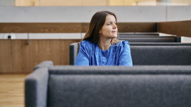 Privatøkonom og formueekspert fra Nykredit Jeanette Kølbek ser ofte kvinder være mindre risikovillige end mænd, og det ærgrer hende, for økonomisk ligestilling kræver at kvinder tør tage risici med deres penge. Arkivfoto: Niels Ahlmann Olesen/Ritzau Scanpix