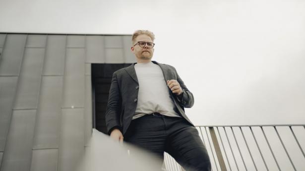 Direktør og stifter af Sustainbusiness, Steffen Max Høgh, har de seneste tolv år arbejdet med rådgivning i bæredygtighed. Foto: Michael Drost-Hansen