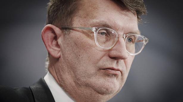 Forsvarsminister Troels Lund Poulsen (V) vil stille embedsmænd til rådighed i Prag, siger han torsdag. Foto: Liselotte Sabroe/Ritzau Scanpix