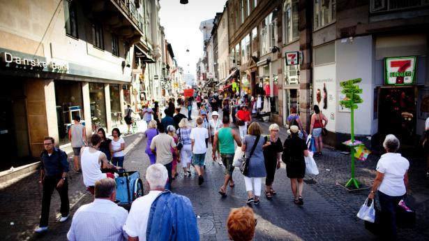 På trods af, at der gennem de seneste uger er kommet flere mennesker i det centrale København, så skal vi ikke forvente trængsel, som vi er vant til, vurderer Nicholas Thurø. Arkivfoto: Anthon Unger