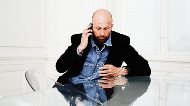 Fallent melder statens advokat til politiet efter lovbrud