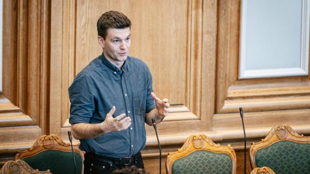 “Når man ikke fremlægger det, er det, fordi man ikke vil have debatten om de konkrete beløb,” siger Sigurd Agersnap (SF). Arkivfoto: Emil Helms/Ritzau Scanpix