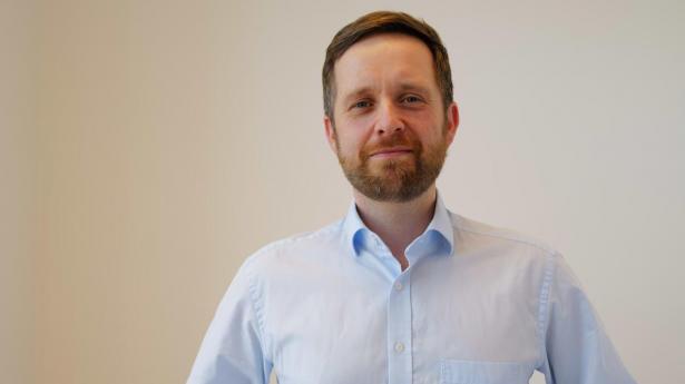 AI skal ikke bare ende i snak, det skal munde ud i noget konkret, mener Brian Bundsgaard. PR-foto