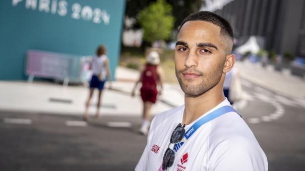 Bokser Nikolai Terteryan ankom til Paris og den olympiske landsby 24. juli, hvor han har en uge til at forbedrede sig på sin første kamp 31. juli. Målet er en medalje. Foto: Mads Claus Rasmussen/Ritzau Scanpix