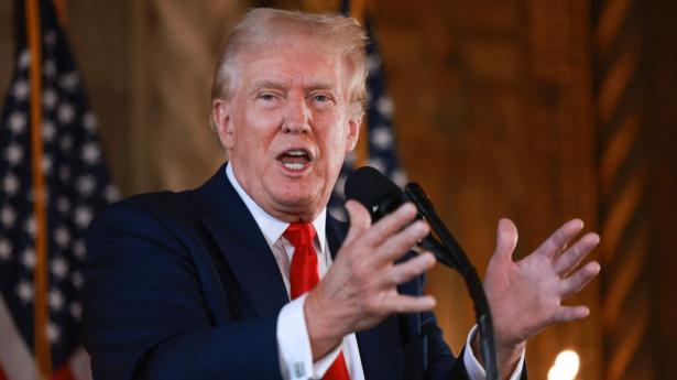 Donald Trump sagde under en pressebriefing i Florida, at han har bedre instinkter end Federal Reserve og bør være med til at sætte renten. Foto: Joe Raedle/Getty Images/AFP/Rtizau Scanpix