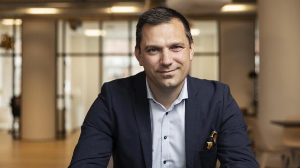 Ekspert: Danske virksomheder kan lære af BMW’s innovative elbils-fabrik 