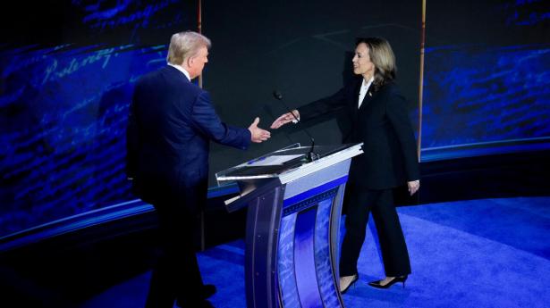 Over 50 mio. tv-seere fulgte med, da vicepræsident Kamala Harris (t.h.) debatterede med fhv. præsident Donald Trump. Foto: Doug Mills/The New York Times/Bloomberg