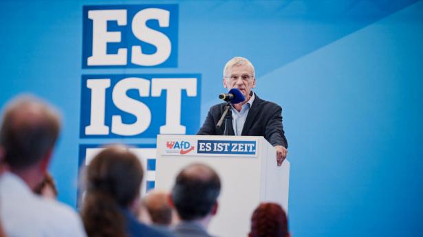 Hans-Christoph Berndt er spidskandidat for Alternative für Deutschland (AfD) og  klassificeret som “højreekstremist” af Brandenburger Verfassungsschutz, der skal beskytte den tyske demokratiske forfatning. Foto: Britta Pedersen/DPA/Ritzau Scanpix