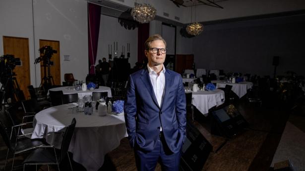 “De dyk, der har været i renten, ligger helt på niveau med det, som vi forventede,” siger Carsten Egeriis, topchef i Danske Bank. Foto: Simon Fals