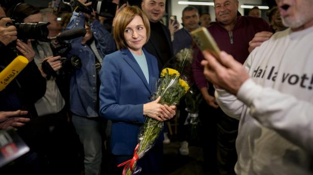Moldova har genvalgt Maia Sandu (billedet) som præsident. Det er en sejr for Moldovas ambitioner om at blive medlem af EU, skriver kommissionsformand Ursula von der Leyen. Foto: Vadim Ghirda/Ritzau Scanpix