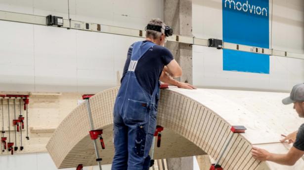 Danske ældre arbejder længere tid og trækker sig senere fra arbejdsmarkedet, men vi er stadig bagud i forhold til Norge og Sverige, hvor de ældre trækker sig senere fra arbejdsmarkedet. Arkivfoto: Frederik Lerneryd/Bloomberg