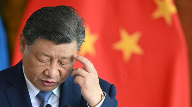“De sidste godt ti år med Xi Jinping for enden af bordet har den bl.a. stået på en centralisering af magten,” skriver Allan von Mehren.