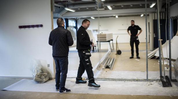 “I virkeligheden går seniorer og deres internationale kollegaer hånd i hånd og gør en forskel på det danske arbejdsmarked,” skriver Hans Andersen (V). Arkivfoto: Tim Kildeborg Jensen/Ritzau Scanpix