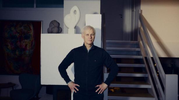 For Carsten Urbild har det ikke været et tabu at få transplanteret hår som mand. Fire dage efter indgrebet var han på arbejde igen – og han har ikke fortrudt.