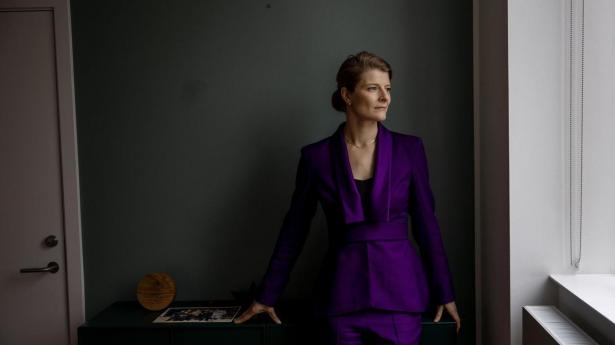 “Hvor er det vildt, at vi har en minister, der forbigår over en halv million danskere,” skriver indlæggets afsendere. 
