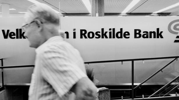 Roskilde Bank blev overtaget af Nationalbanken i august 2008, men det er først nu, at aktionærerne kan trække deres tab fra i skat.