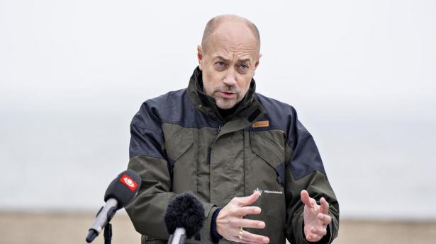 Miljøminister Magnus Heunicke (S) mener, at Danmark halter bagefter, når handler om at beskytte os mod fremtidens mere ekstreme vejr. 