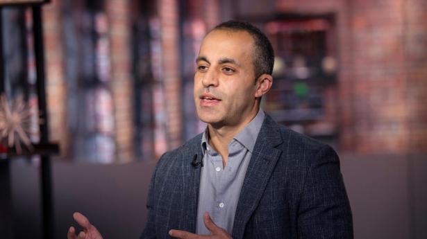 Ali Ghodsi er adm. direktør i Databricks, som han var med til at stifte i 2013, og som nu er værdisat til 445 mia. kr. Han er født i Iran og vokset op i Sverige.