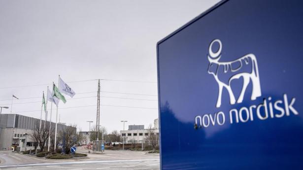 Novo Nordisk styrtdykker fredag.