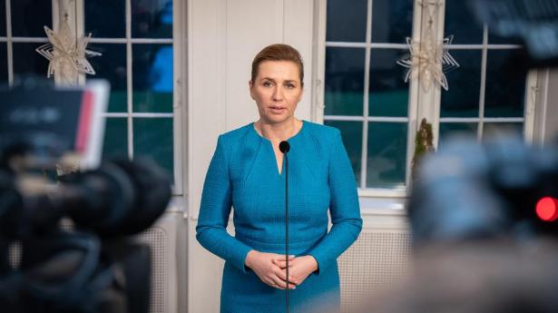 Økonomer: Mette Frederiksen varmer op til markant kursskifte