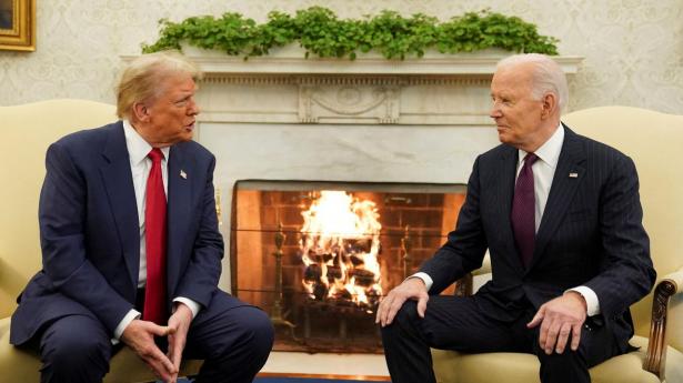 Mandag er der overdragelse i Det Hvide Hus. Her skal Biden og Trump atter mødes.