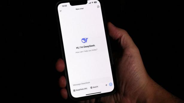 Den 20. januar lancerede den relativt ukendte kinesiske virksomhed deres nyeste version af en AI-sprogmodel, som på stort set alle parametre var konkurrencedygtig med lignende modeller fra Open AI.