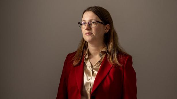 “Økonomien ser altså fortsat kernesund ud med meget langt til krisetilstande,” siger Sofie Holme Andersen.