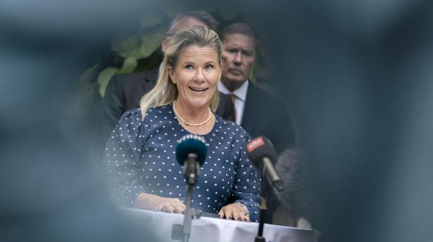 “Det er sigende, at de mest omfangsrige lovgivninger er på social- og skatteområdet,” skriver Mette Reissmann (S) og Asbjørn Reissmann (S).