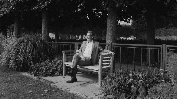 Henrik Henriksen, chefstrateg i Petersen & Partners, er afventende i forhold til at købe op i aktiemarkedet.