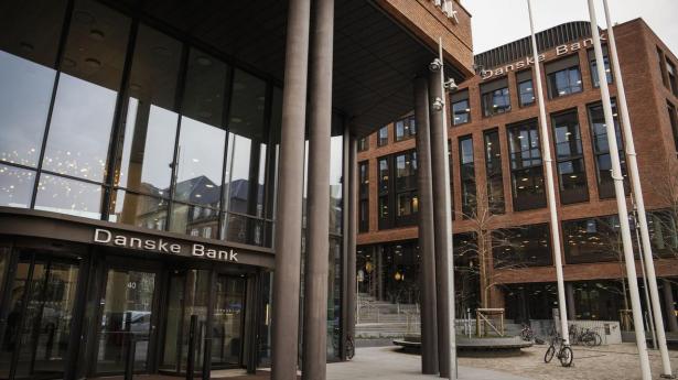 Danske Bank skruer nu ned for en række rentesatser.