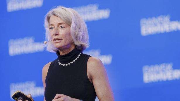 Eva Berneke er snart fortid i franske Eutelsat.