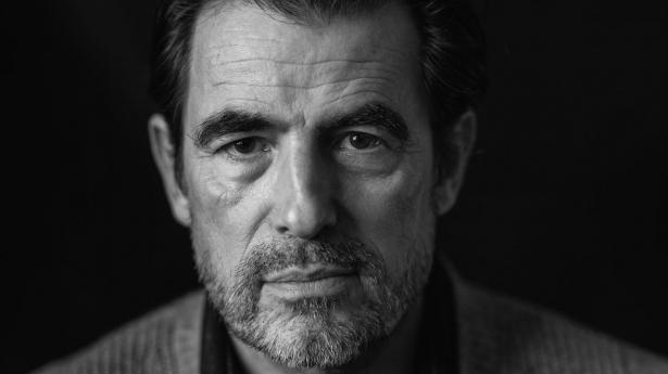 Claes Bang mødte op for at tale om sin nye film og endte med at tale om det, der holder ham vågen om natten