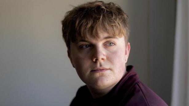 Han blev bidt af aktier som 13-årig: Nu er han klar til at give erfarne investorer baghjul