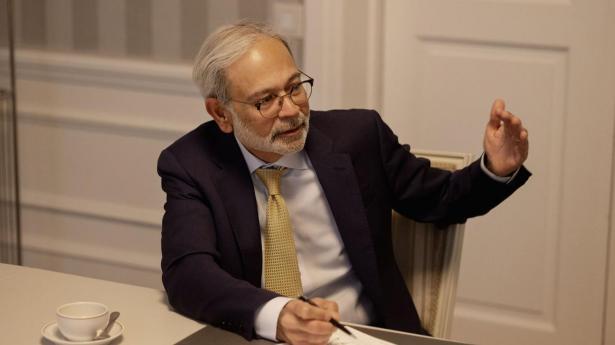 Storbank venter højeste indtjeningsvækst i USA i fire år og ser markant optur til aktier