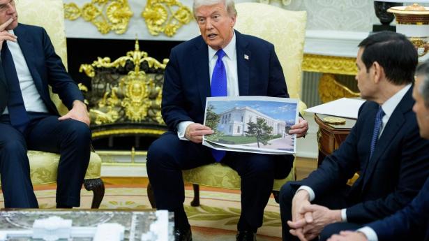 En balsal til 2,5 mia. har skabt røre i USA. Men Trump vil ikke stoppe med at tale om den