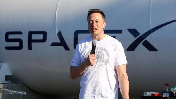 Space X sikrer sig retten til at købe AI-startup for 380 mia. kr.