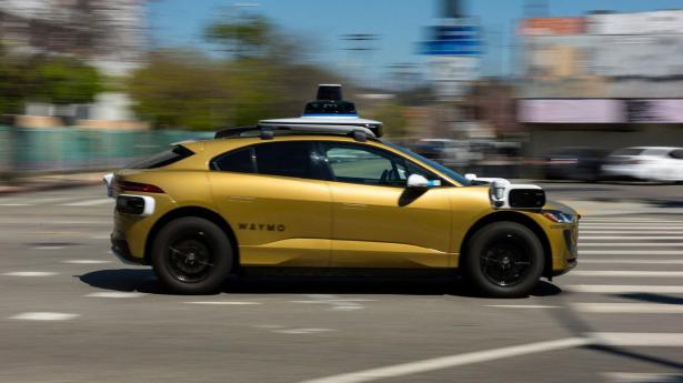 "Europa outsourcer ejerskabet af fremtidens infrastruktur – det kan blive rigtig dyrt"