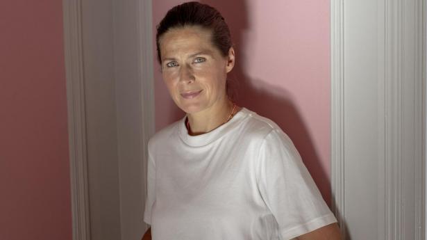 Andrea Rudolphs hudplejefirma stopper nedtur og går frem