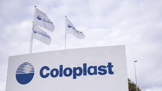 Coloplast nedjusterer for året