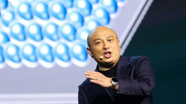 Batteriproducent jagter milliarder midt i energikrise