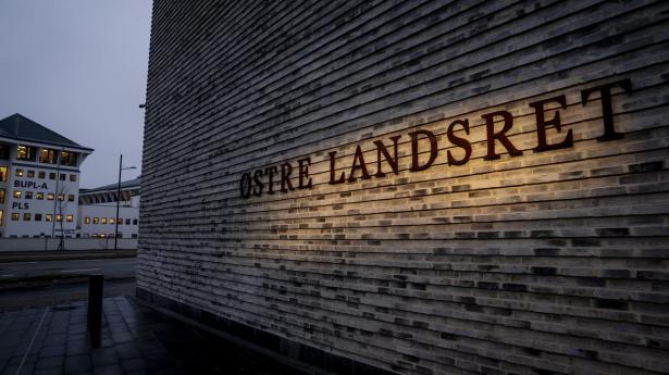 12 mænd får dom i kæmpe sag om falske fakturaer