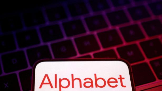 Alphabet æder sig ind på Nvidia som verdens mest værdifulde