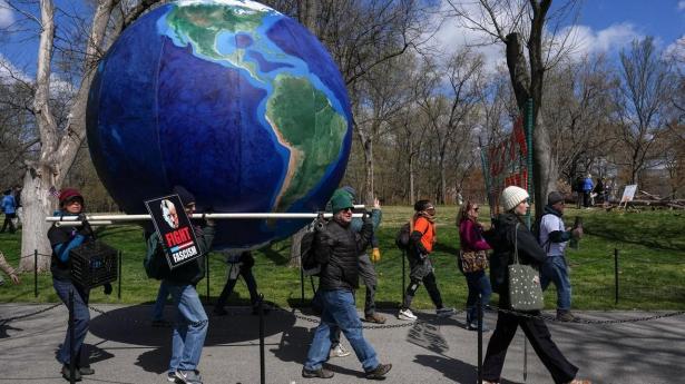 Ubalancer er tilbage på den globale dagsorden