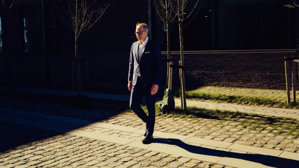 Dramatisk møde: Magtfulde bankchefer truede med at vælte Michael Rasmussen som formand