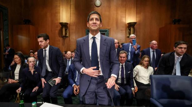 Tidligere topfolk i USA’s centralbank advarer: Vil Powells afløser gamble med inflation og renter?