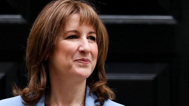 Britisk regering vil have loft over priser i supermarkeder