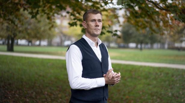 Henrik Lind sælger aktier for 1,1 mia. kr. i ISS