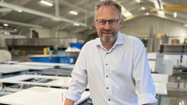 Bordpladefabrik mærker positive tegn på markedet