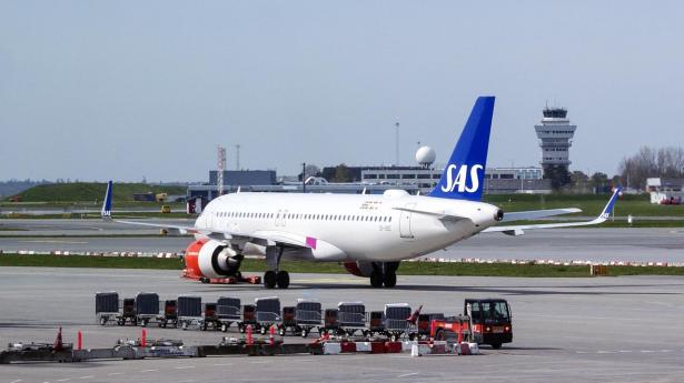 SAS dropper sæsonrute til Nuuk grundet høje priser på brændstof