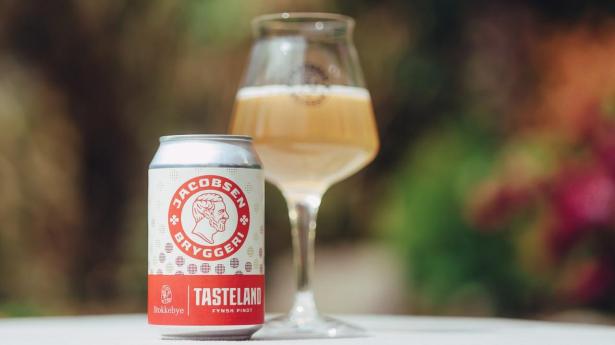 Vinøs øl eller øllet vin? Carlsberg blander genrerne i ny sommerdrik